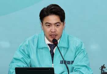 오영환 “조수진 강북을 사퇴, 다행…민주당, 배제의 정치 안타까워”
