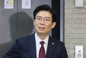 조정훈 “총선 직전에 이종섭 수사?…공수처, 민주당 하수기관 전락”