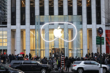 "OLED 탑재" 애플, 5월초 아이패드 신제품 내놓는다