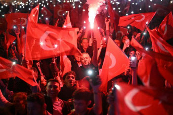 튀르키예 선거서 집권당 敗...이마모을루 대항마로 급부상(종합)