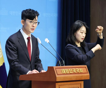 박충권 의원 “제3국 출생 탈북민 교육 사각지대 해소” 법안 대표발의