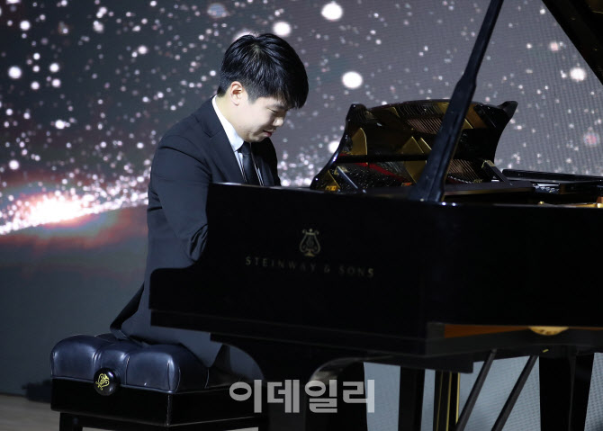 [포토]감미로운 연주