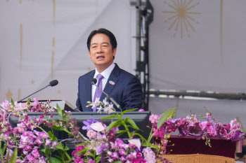 건국기념일 맞은 대만 총통 “중국, 우리를 대표할 권리 없다”