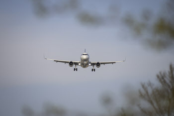 30억대 임차료 빼돌린 청주공항 입주업체 운영자, 사기 혐의로 구속