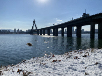 서울시 "한강의 올바른 영문 표기는 'Hangang River'"