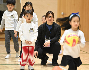 초1 학생 83% 늘봄학교 이용…내년 초2로 확대