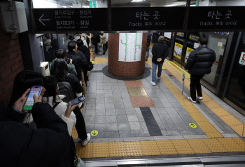 서울교통公, 폭설에 출근시간대 집중배차 10시까지 1시간 연장