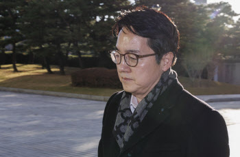 檢, '尹내란 혐의 수사' 특수본 구성…본부장엔 박세현 고검장