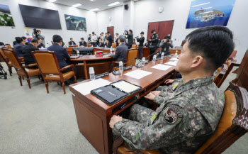 국방부, 계엄사태 관련 방첩사 1처장·수사단장 직무정지(종합)