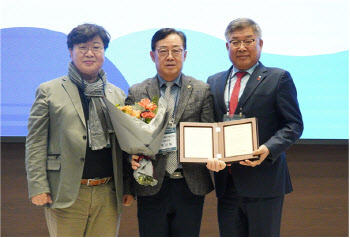 한국건축단체연합 회장에 김재록 대한건축사협회 회장 취임