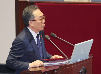 외교장관, 계엄 직후 美대사 전화 안받아…"잘못 이끌고 싶지 않아"