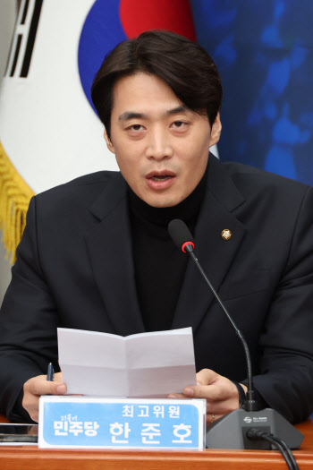 이준석, 이재명 저격에…민주 발끈 "尹당선 일조나 사과하라"