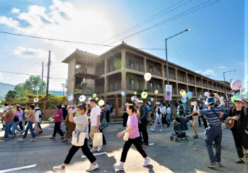 "캠프레드클라우드, 역사적 가치와 가능성 담은 중요한 자산"