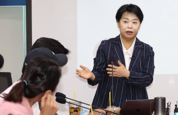 국힘, 신임 여의도연구원장에 윤희숙 전 의원 내정