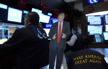 뉴욕증시 일제히 하락…엔비디아 3.1%·테슬라 1.4%↓