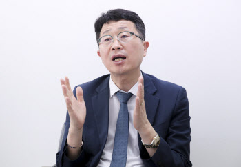법무법인 로집사 "경제 위기 고조…어려우면 찾아오라"