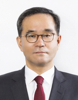 농협금융 이찬우號 출범…내부통제 강화·수익성 개선 과제