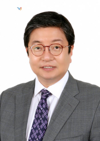 1조 클럽 가입 앞둔 송준호 동국제약 대표, 신약개발 집중 전략