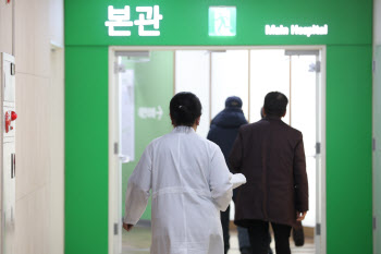 의대 증원 취소소송 변론…의료계 "중대한 사정변경 드러나"