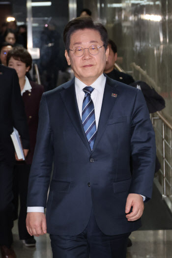 이재명 양자대결 우세에…오리엔트정공, 19%대 급등