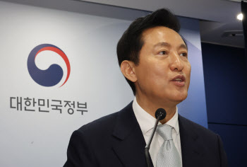 “35일 만에 뒤집힌 토허제…정치적으로 해석될 수밖에”