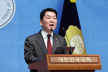 안철수 “이재명, 정계 은퇴하고, 재판에 전념하라” 일갈