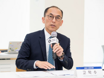 "딥시크 노하우 접목하면 韓 AI 경쟁력 키울 수 있어"