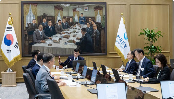 이창용 한은 총재 자산 44.2억…장용성 금통위원은 100억대 자산가