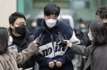 "매일 사형 방법 고민했다"…딸 잃은 아버지의 오열