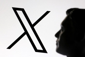 머스크의 xAI, SNS 엑스 48.5조에 품었다…'슈퍼앱' 탄생하나