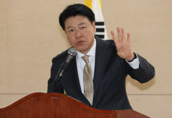 국힘 내부서도 장제원 비판…"죄 지었으면 벌 받아야"
