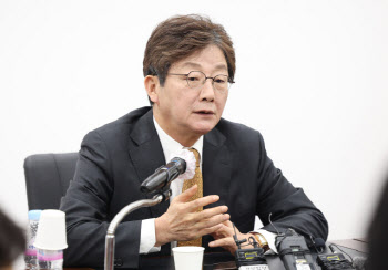유승민, ‘역선택방지’ 국힘 경선룰 비판…“대국민 사기”
