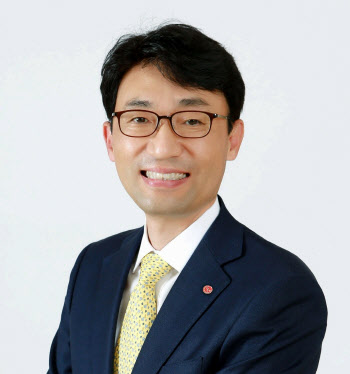 LG이노텍 기판사업 수장, 과학기술훈장 수상