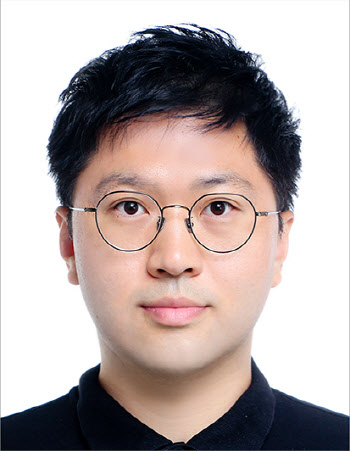 반(反)이재명이 시대정신인가