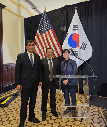 "美 파트너 교체되고, 밤샘 작업 일쑤"···연구용 원자로 역수출 쾌거