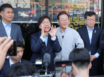 이재명 “내란 세력 편들면 책임 물어야”…정은경도 가세