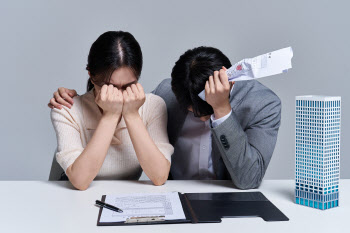 전세사기에 문서위조 대출도…160억 꿀꺽한 일당, 檢 송치