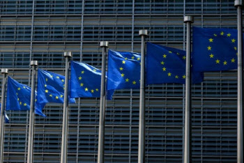 “美-EU, ‘트럼프 관세’ 피하려 본격 무역협상 돌입”