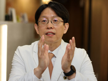 "도박 중독 `청소년 뇌`…어른돼선 베팅하듯 고위험 투자에 빠져"