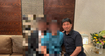 "지귀연 '윤석열 구속 취소'에 충격받아 제보"...사진 공개 배경