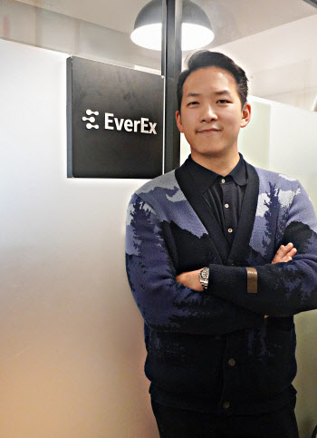 '노바티스 픽' 에버엑스 윤찬 대표 "美 의료기기社와 계약,미국법인 매출 확대"