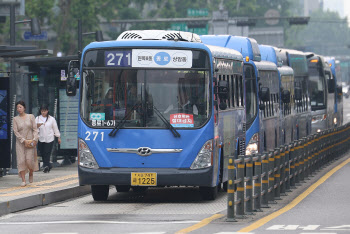 출근길 대란 면했지만..서울 시내버스 파업 불씨 여전