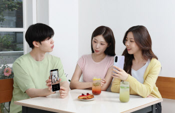 "실속형 끝판왕" 삼성, '갤럭시 A36' 49만원에 판매