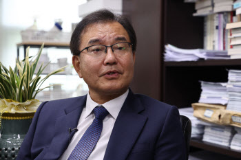 이명현 해병 특검 “尹 전 대통령 대면 조사는 당연…원칙대로”