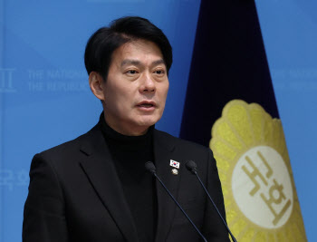 與 "중동발 대외요인 관련 李정부 노력 적극 뒷받침할 것"