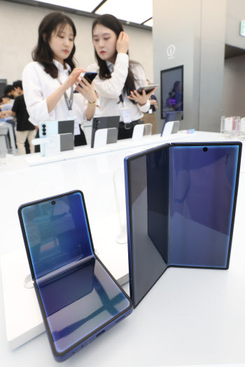 폴드7 150만원 할인?…위약금 면제·단통법 폐지 겹쳐 7월 통신시장 '빅뱅'