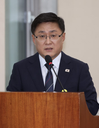 김성환 환경부 장관 후보자 “연내 탈플라스틱 로드맵 마련”