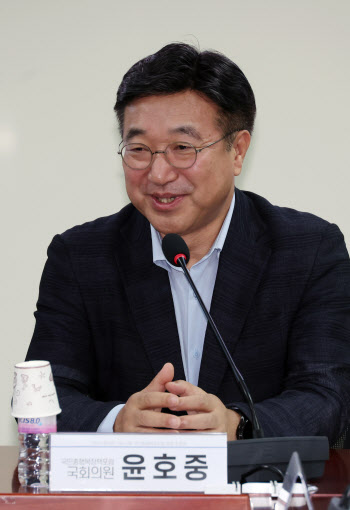 ‘인사청문 막바지’ 윤호중 행안 장관 후보자 검증 돌입