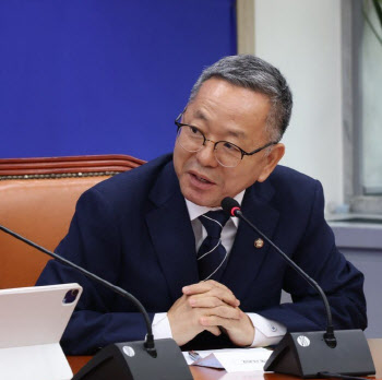 김문수 민주당 의원, 당선무효 면했다…벌금 90만원 확정