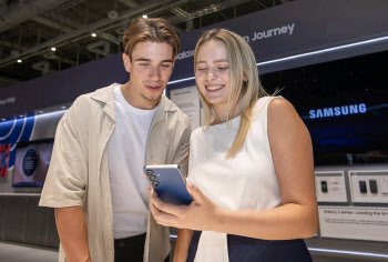 “생활편의 AI 기능 탑재” 삼성전자, IFA서 갤럭시 S25 FE·탭 S11 공개